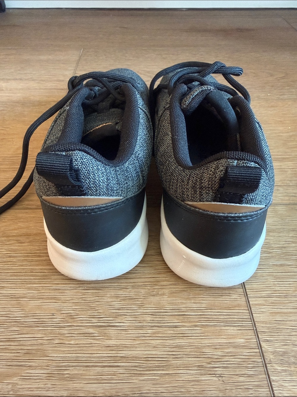 Adidas Gray Knit Sneakers with Rose Gold Stripes - Picture 4 of 7